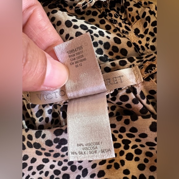 Victorias Secret Leopard Camisole Sleep CamiSleep Cami Silk And Viscoses Size XS - Picture 5 of 16